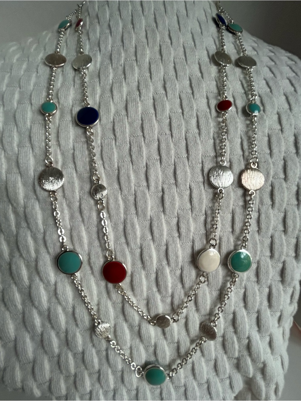 Liz Claiborne Red White Blue and Teal Disc Inlay Silver Tone Necklaces(7)